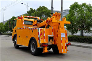 阳明高速路拖车费